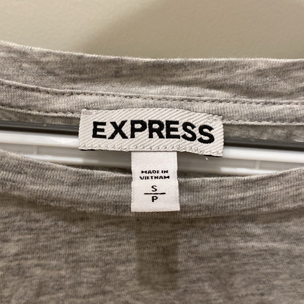 Express Block Tee, Size S - Picture 3 of 3